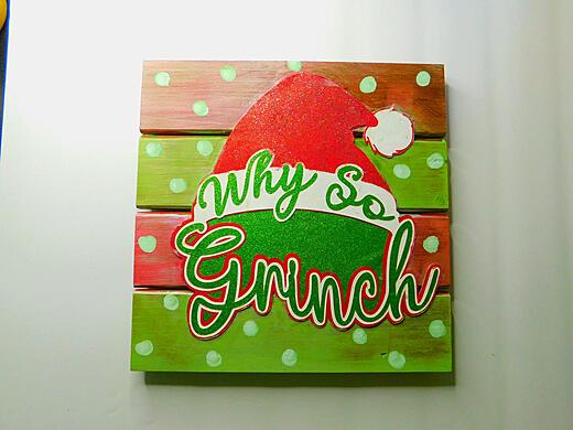 Seasonal Wall Hanger