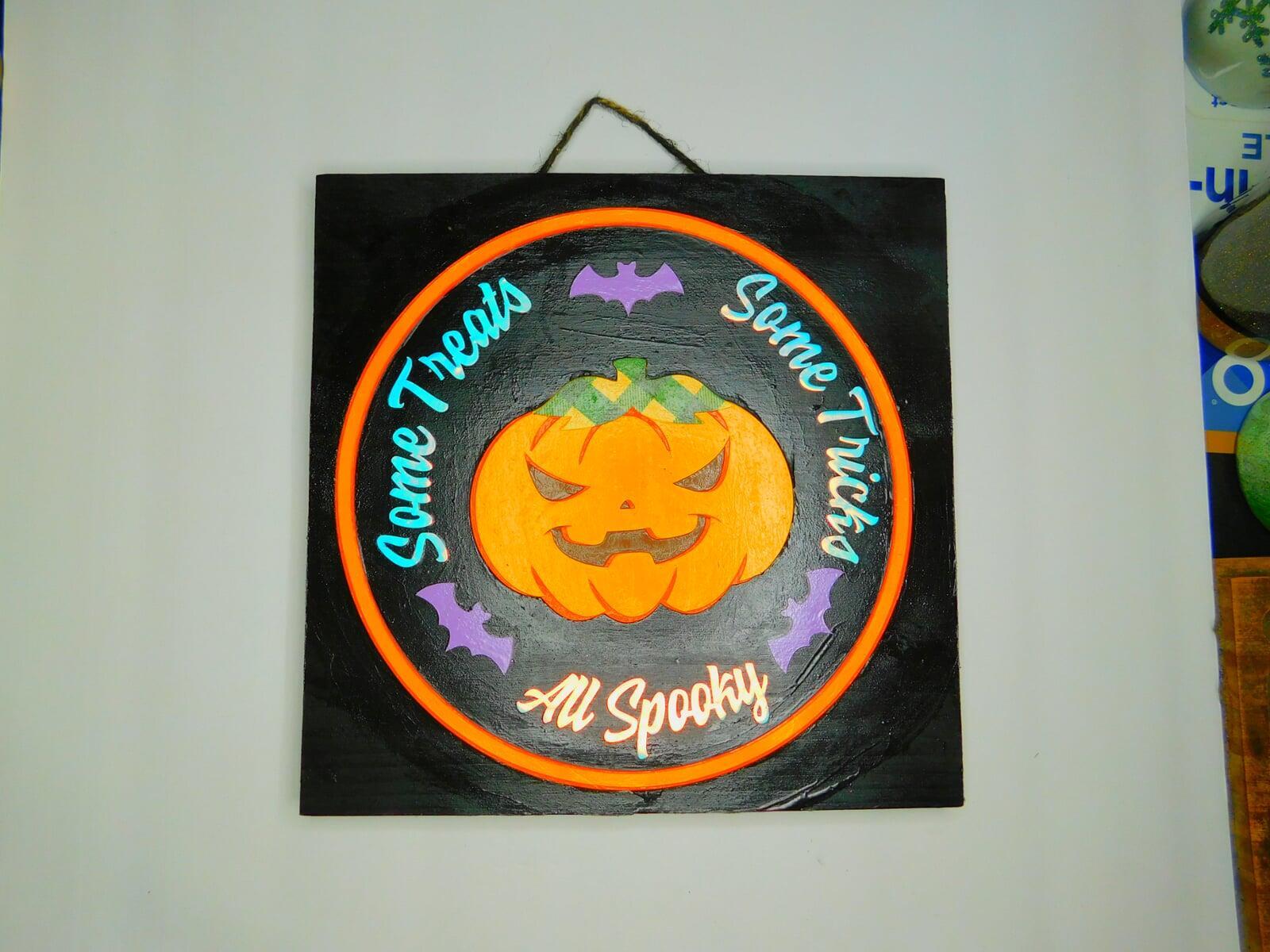 Seasonal Wall Hanger